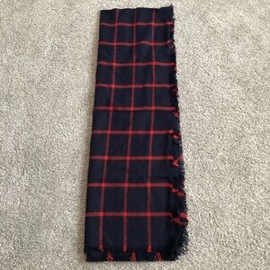 🎀 Navy and Red‎ Scarf
